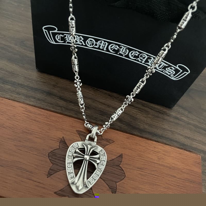 Ch**me He**ts necklaces